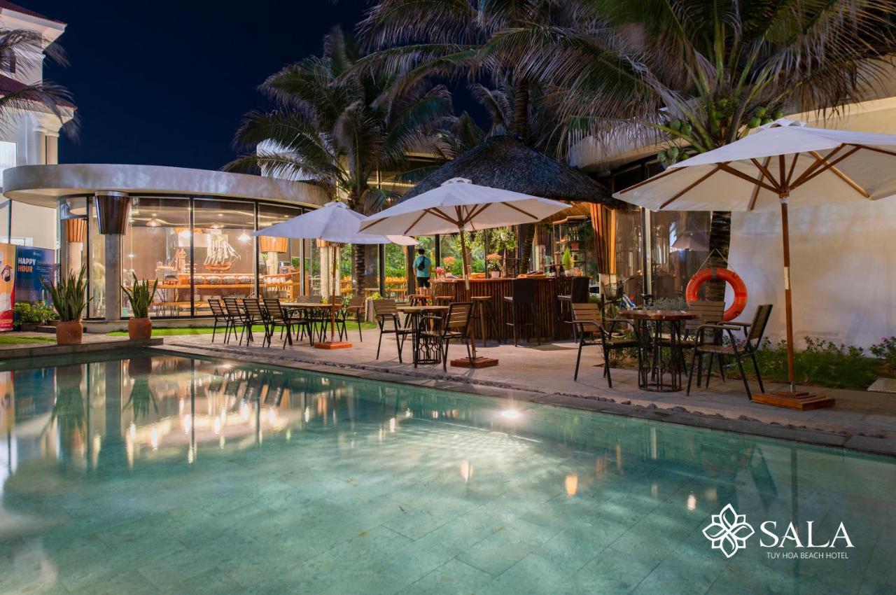 Sala Tuy Hoa Beach Hotel Bagian luar foto