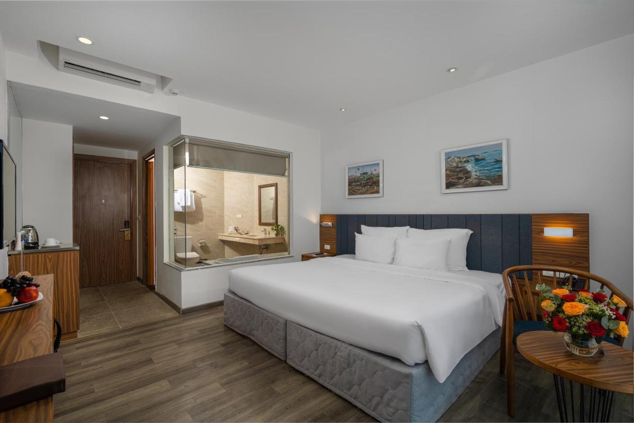 Sala Tuy Hoa Beach Hotel Bagian luar foto