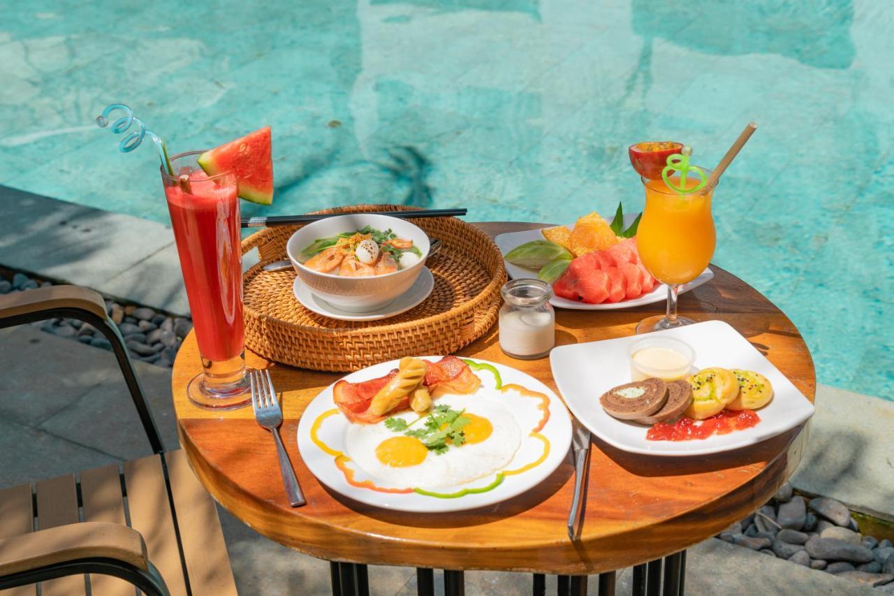 Sala Tuy Hoa Beach Hotel Bagian luar foto