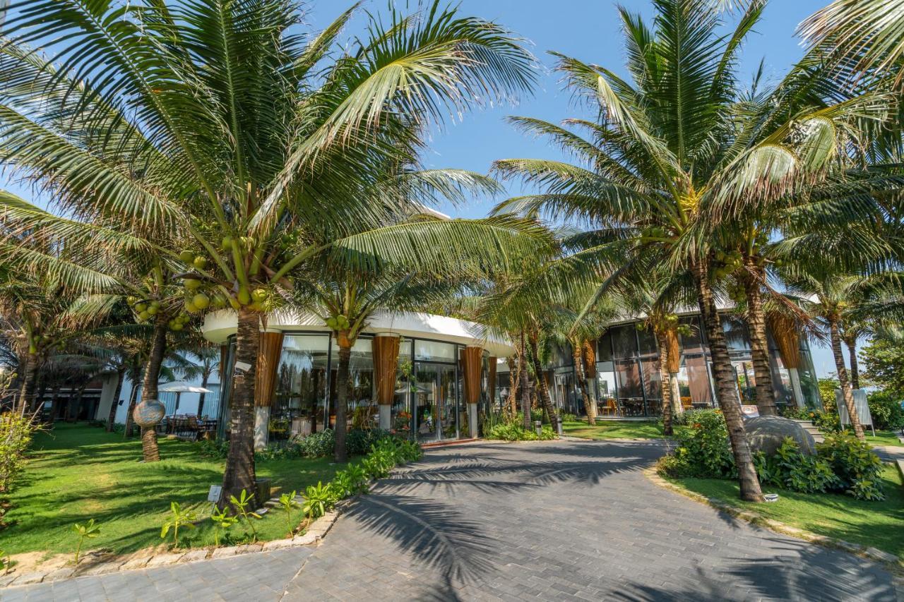 Sala Tuy Hoa Beach Hotel Bagian luar foto