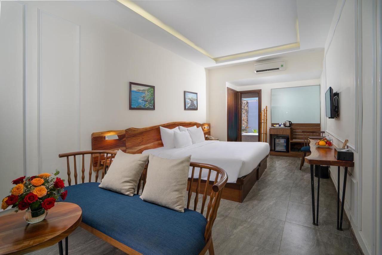 Sala Tuy Hoa Beach Hotel Bagian luar foto