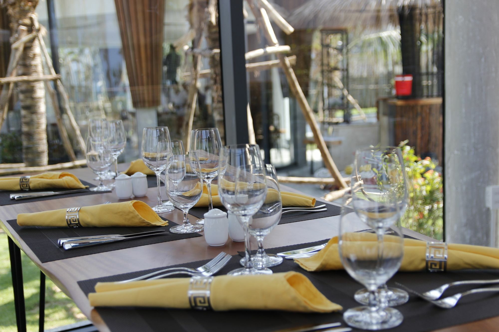 Sala Tuy Hoa Beach Hotel Bagian luar foto